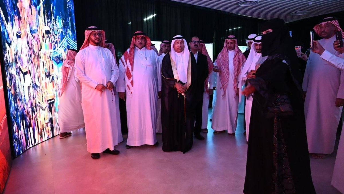 افتتاح معرض «نبض الفن» بجازان