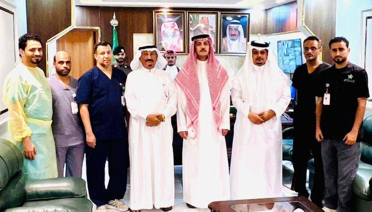 محافظ الحرث يشارك في حملة ولي العهد للتبرّع بالدم تحت شعار «اقتداء وعطاء»