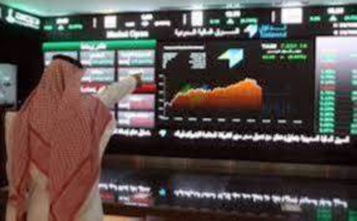 الأسهم عند 10,898 نقطة.. التداولات 3.9 مليار ريال