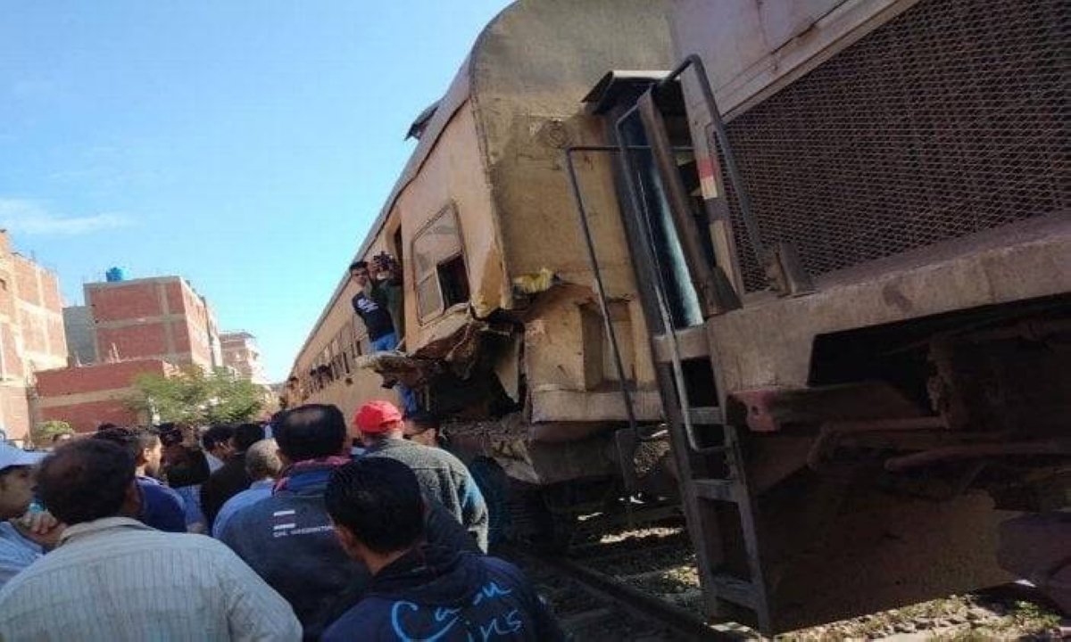إصابة 4 في تصادم قطارين بـ«المتراس» غرب الإسكندرية