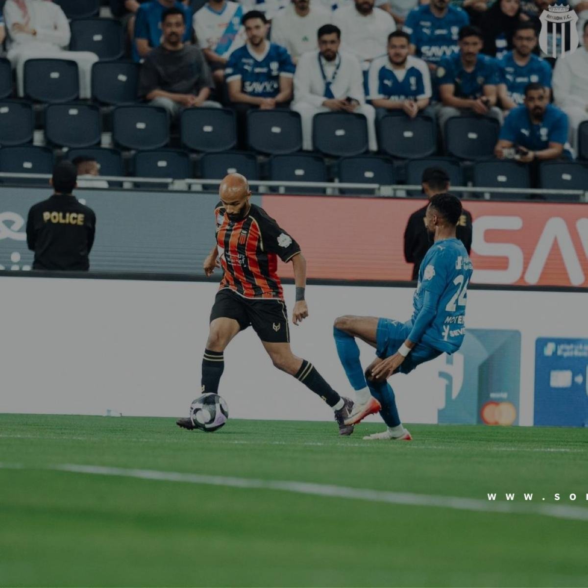 فيصل الجاري: الهلال تفوّق بجودة نجومه والرياض يفتقد للانسجام