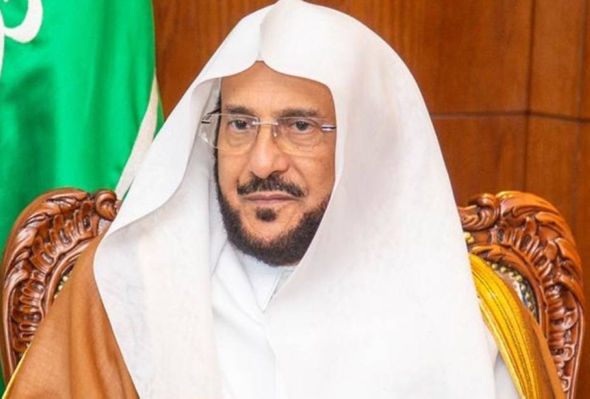 وزير الشؤون الإسلامية يوجّه بإقامة صلاة الخسوف غداً