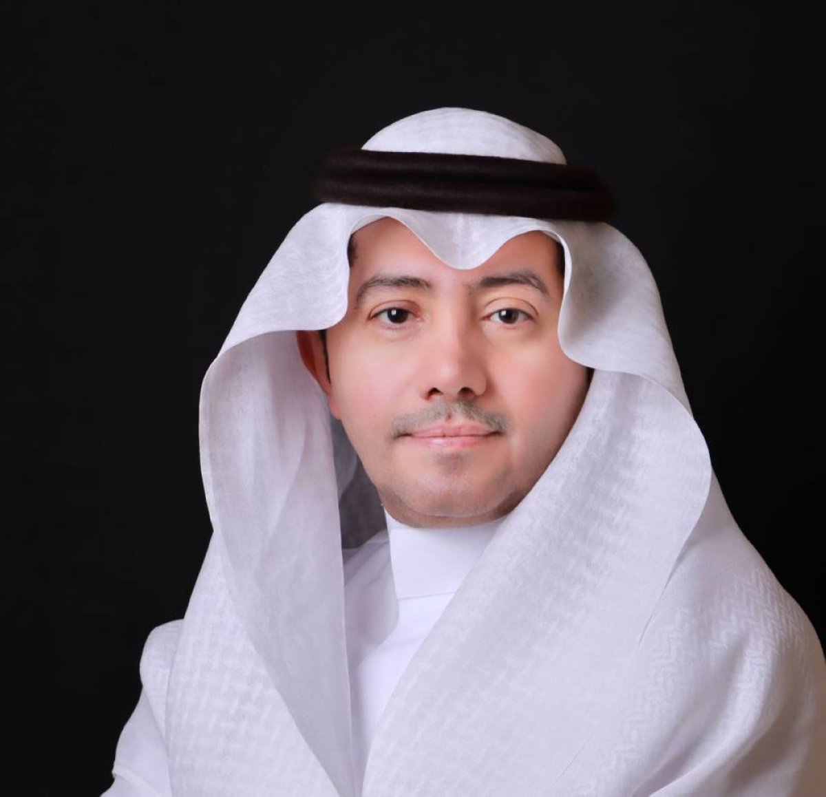مهذل الصقور.. صوت الصمود والغزل يثري الأدب السعودي