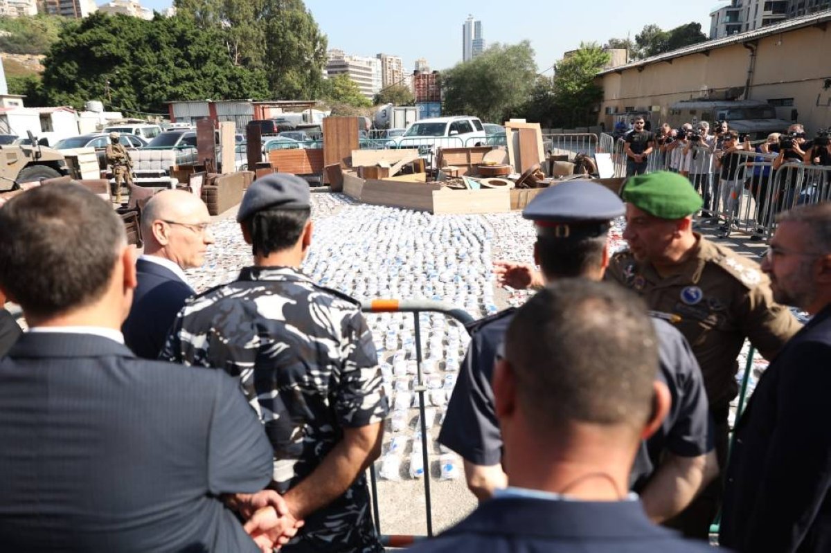تصريحات وزير الداخلية اللبناني: لن نسمح باستخدام لبنان كممر أو مركز للمخدرات