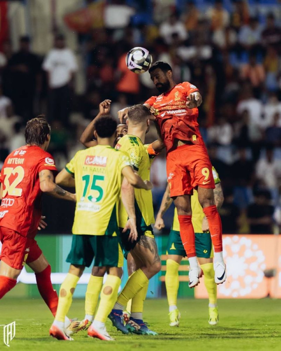 بالقاتل.. القادسية يعبر الخليج
