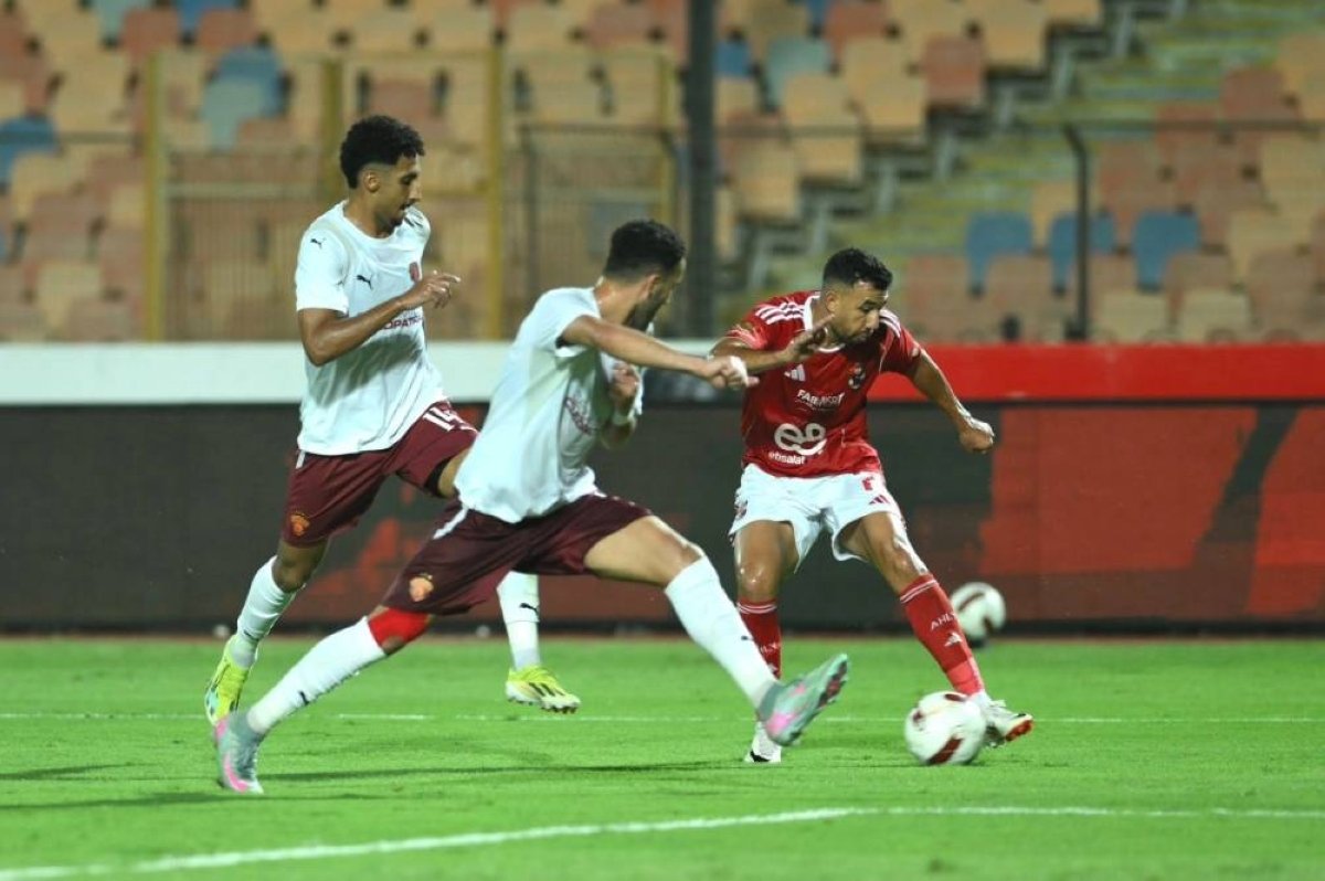 «الدوري المصري: الأهلي يحقق انتصاراً يعيد الثقة بعد تعثراته»