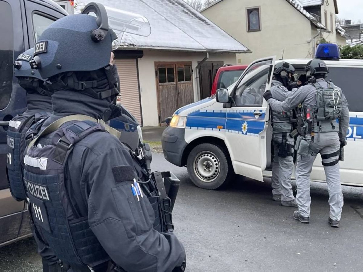 “متنكر كامرأة يحاول اغتيال رئيس شركة دفاعية في روسيا”