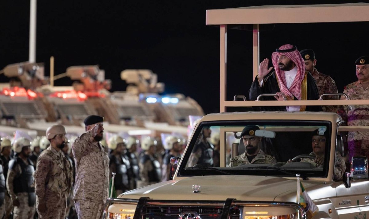 وزير الحرس الوطني يزور لواء الملك فيصل ومستشفى محمد بن عبدالعزيز بالمدينة المنورة