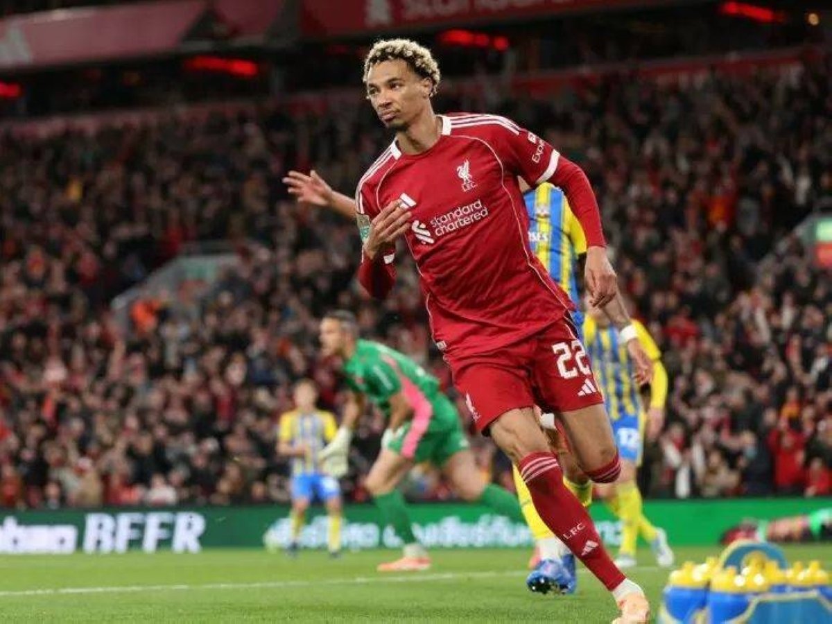 “بهدف متأخر.. ليفربول يعبر ساوثهامبتون ويتأهل إلى دور الـ16 بكأس كاراباو”