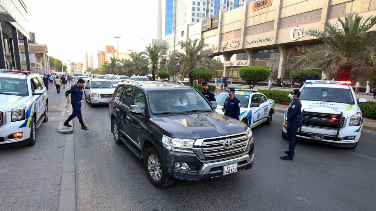 “قضية تهز الكويت.. التحقيق مع خادمة لوضعها طفلاً في الغسالة”