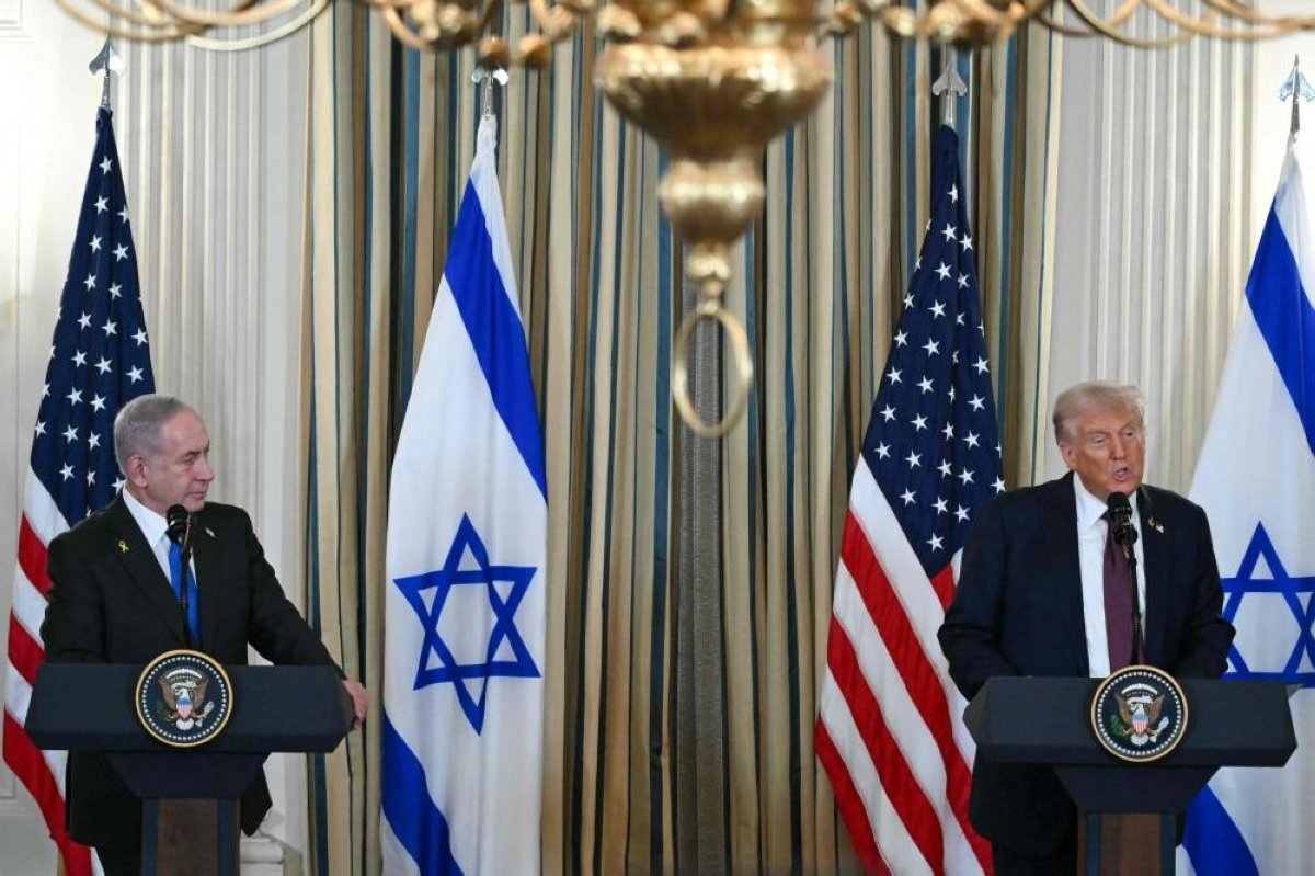 “ضغوط أمريكية على تل أبيب.. ترمب يقنع نتنياهو بإنهاء الحرب بانتظار حماس”