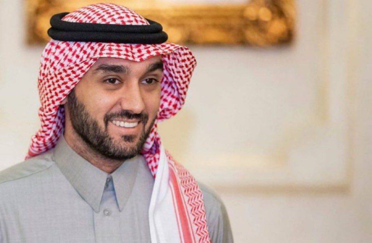 وزير الرياضة يهنئ ناشئي الأخضر باللقب الخليجي