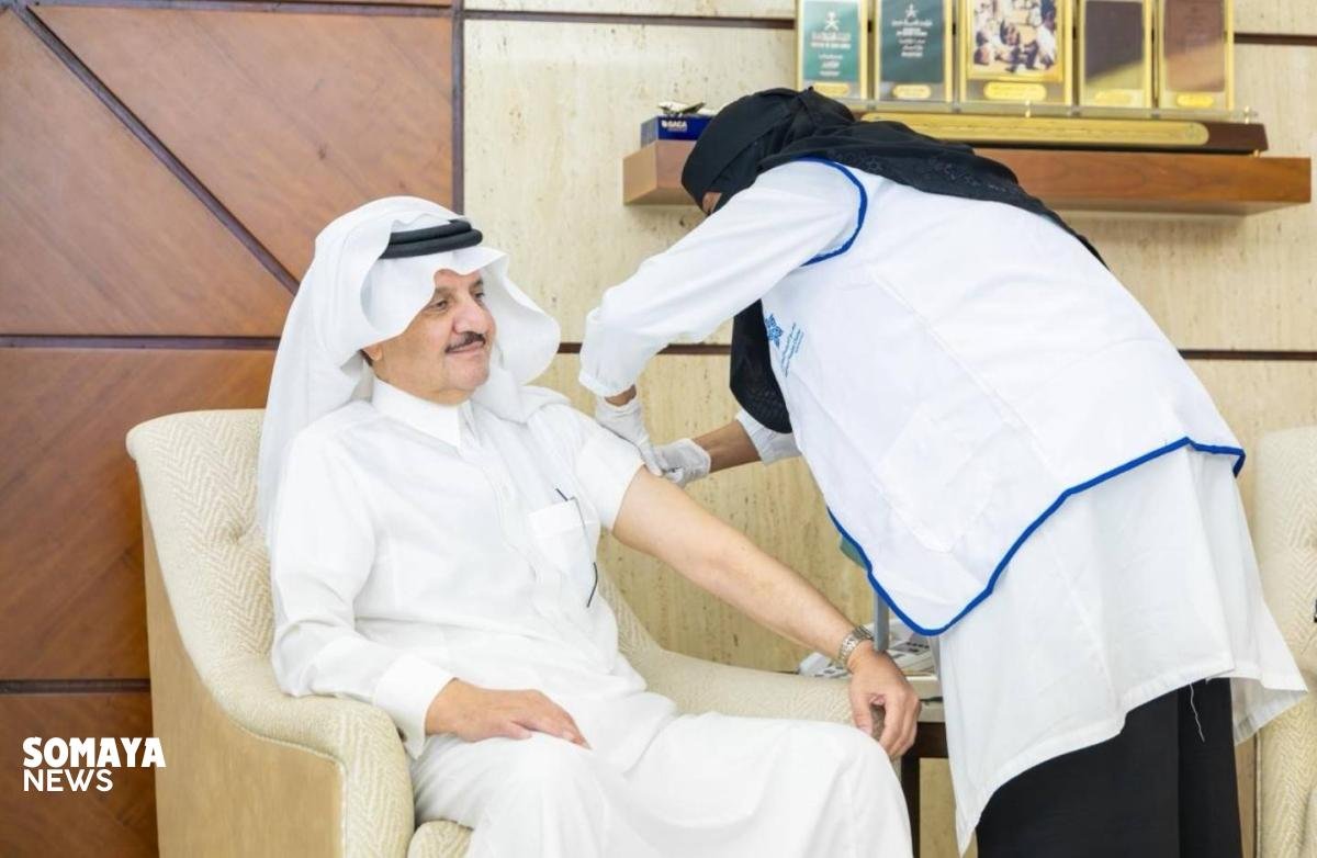 أمير المنطقة الشرقية يدشّن حملة التطعيم ضدّ الأنفلونزا الموسمية