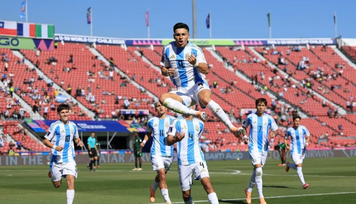 “الأرجنتين تهزم نيجيريا 4-0 وتتأهل إلى ربع نهائي مونديال الشباب”