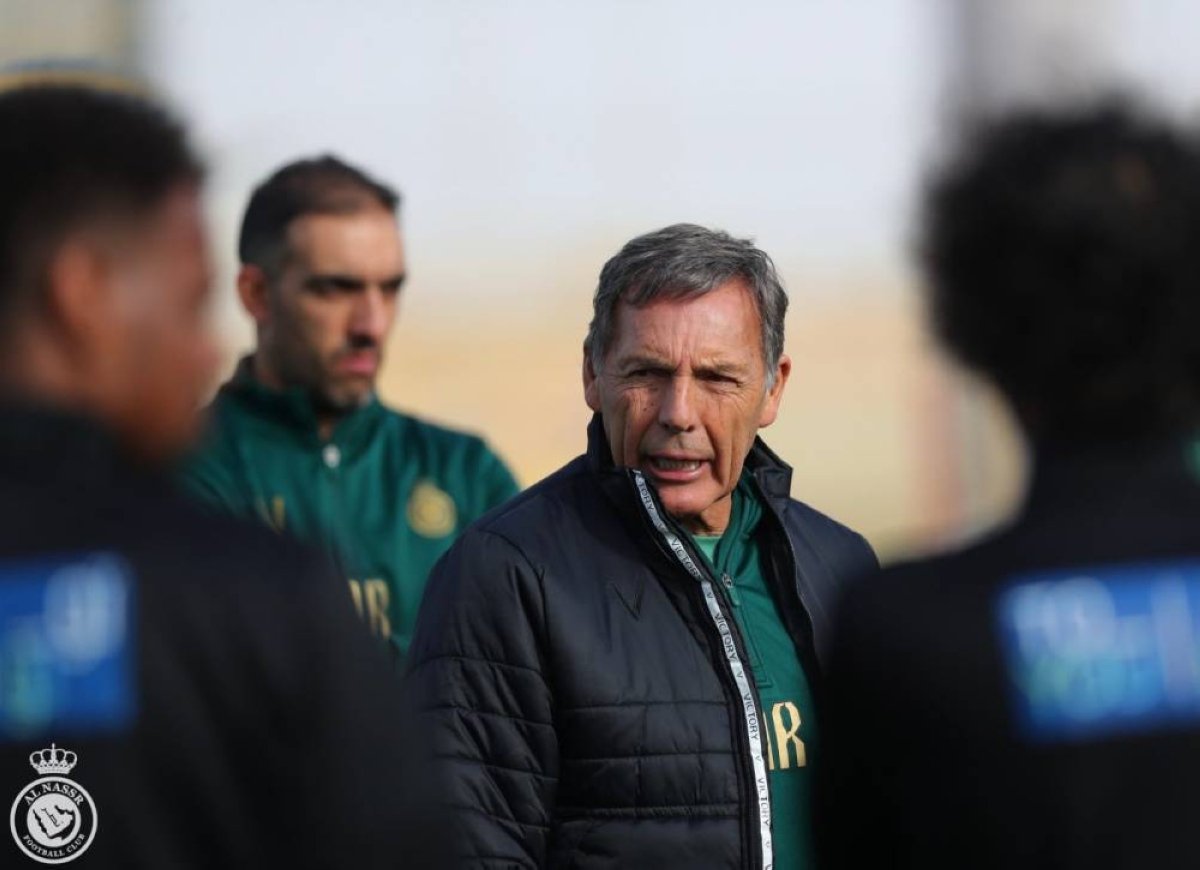 “رحيل مدرب النصر السابق بعد صراع مع مرض السرطان”