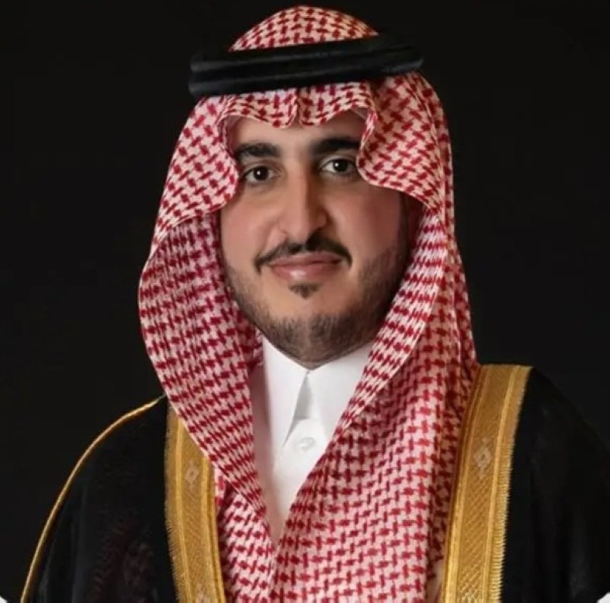 أمير الجوف يطمئن هاتفياً على صحة رئيس محكمة الاستئناف الإدارية بالمنطقة