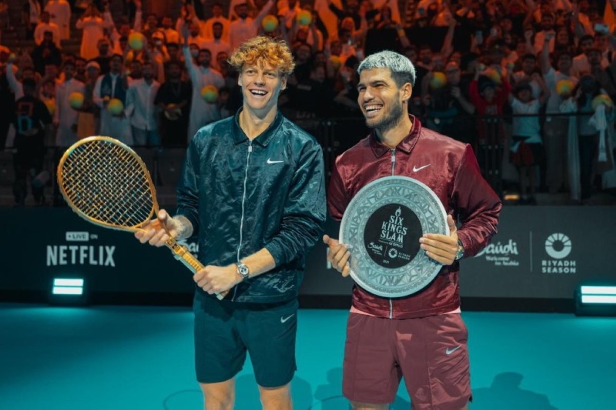 بحضور تركي آل الشيخ.. سينر يحافظ على لقبه ويتوَّج بطلاً لبطولة «2025 Six Kings Slam» في موسم الرياض