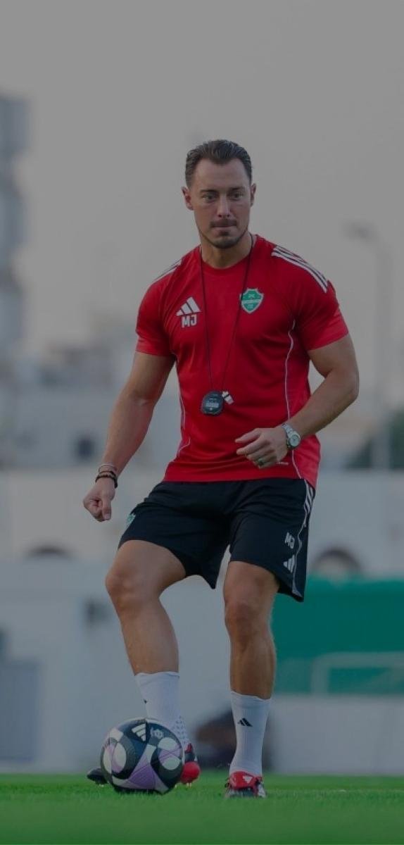 الاتحاد والأهلي يبحثان عن الانتصار عبر بوابة الشرطة والغرافة