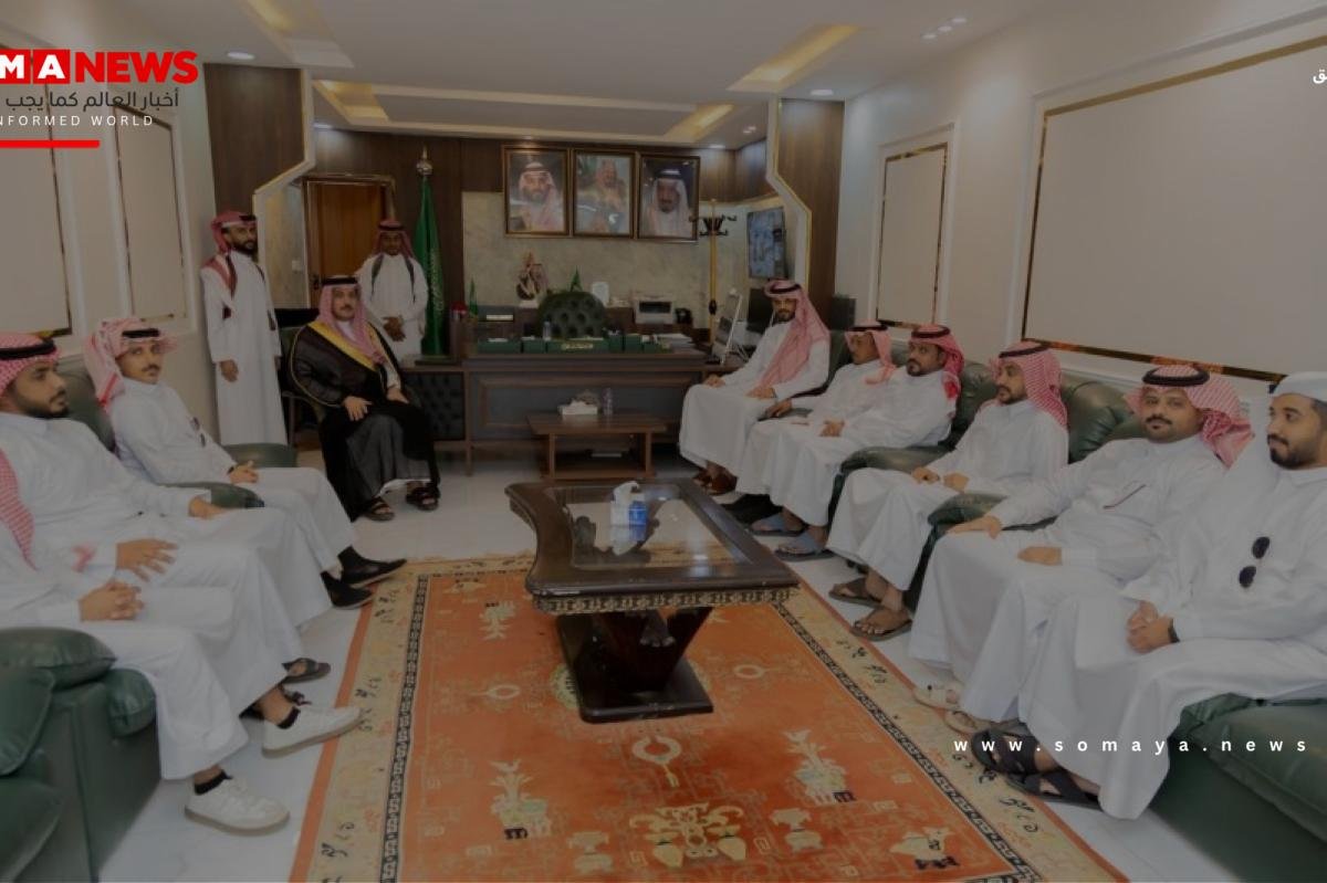 محافظ الحرث يناقش دور الإعلام مع عدد من إعلاميي المحافظة