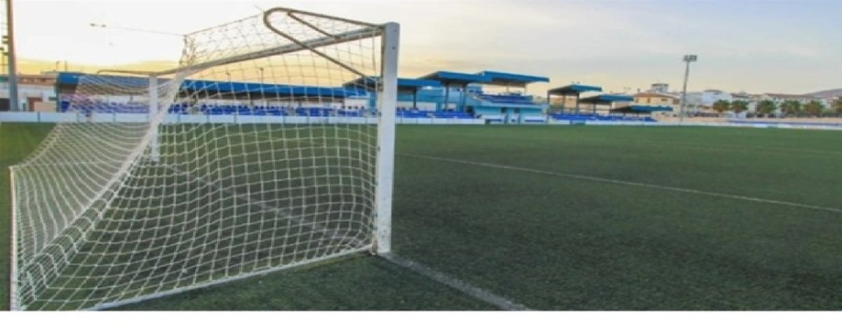 حادث مؤلم في كرة القدم الإسبانية.. إصبع لاعب ينفصل بعد عضّة من خصمه