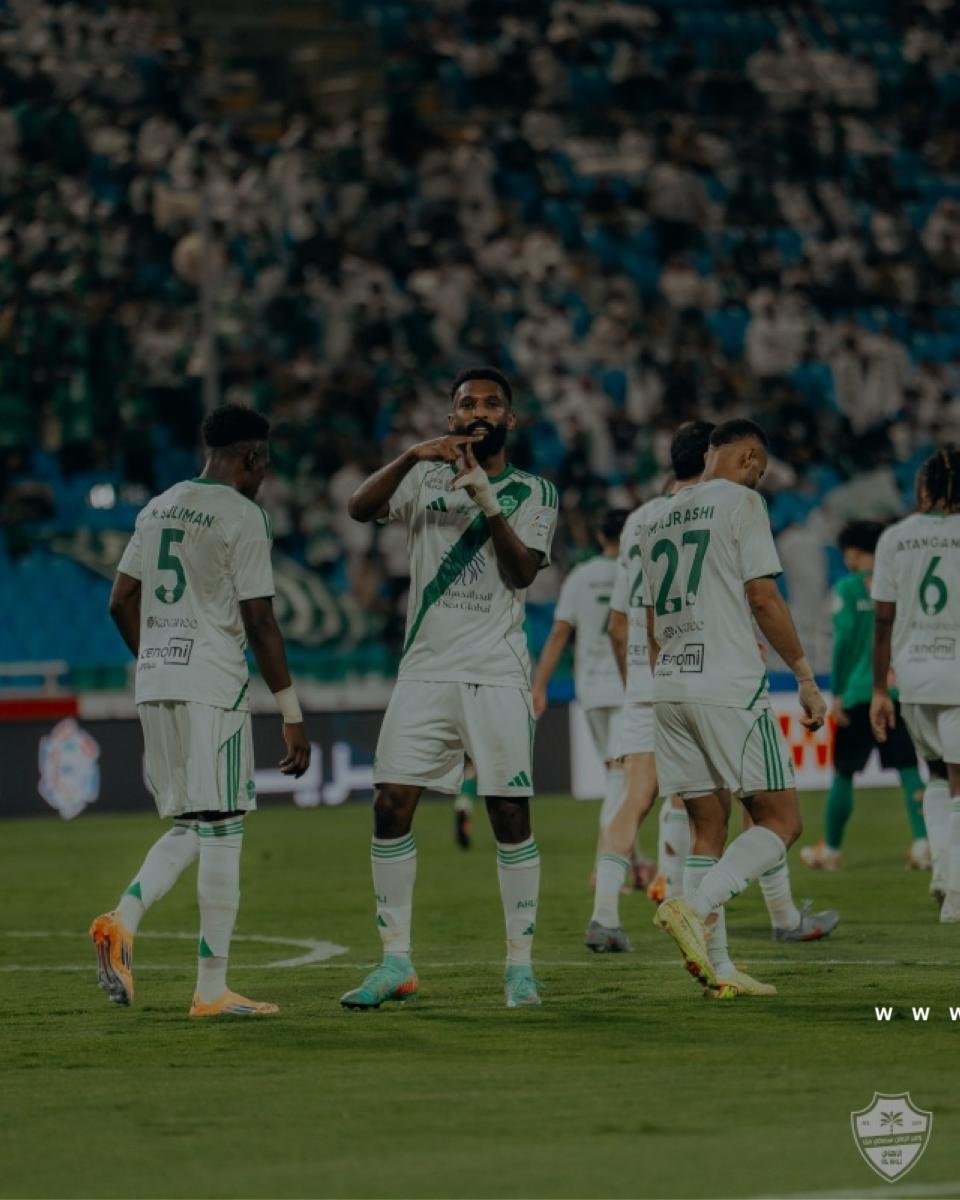 بهدف البريكان.. الأهلي يكسب النجمة