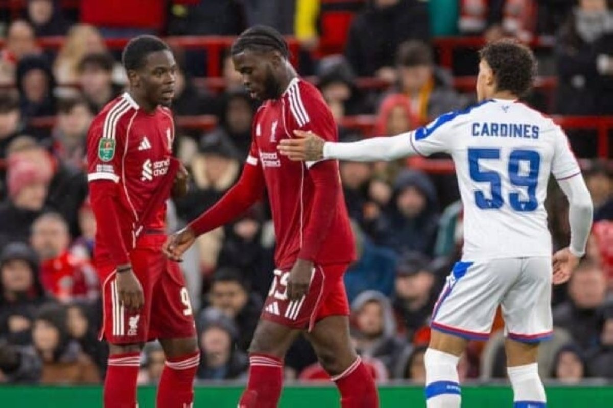 كريستال بالاس يطيح بليفربول ويقصيه من كأس كاراباو