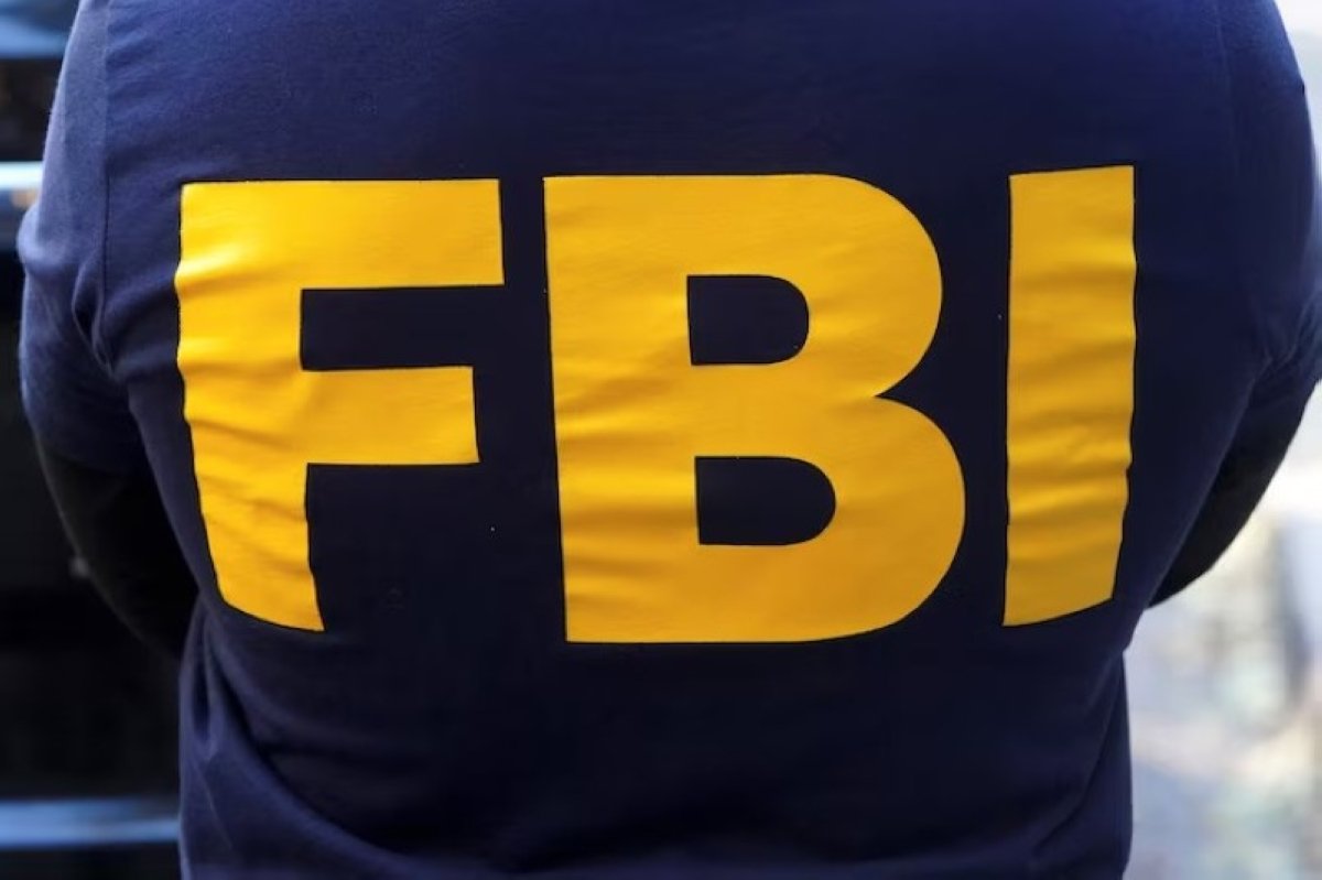 FBI تجهض هجوماً إرهابياً ببنادق AR-15 وتكشف عن 5 مشتبهين