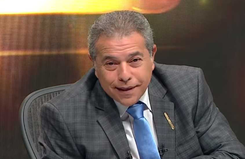القضاء المصري يصدر حكمًا بحبس الإعلامي توفيق عكاشة