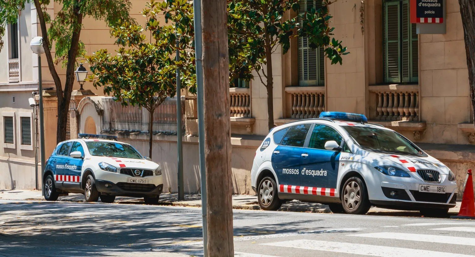 الشرطة الإسبانية تعتقل أمًا عربية حاولت إلحاق الضرر بابنها