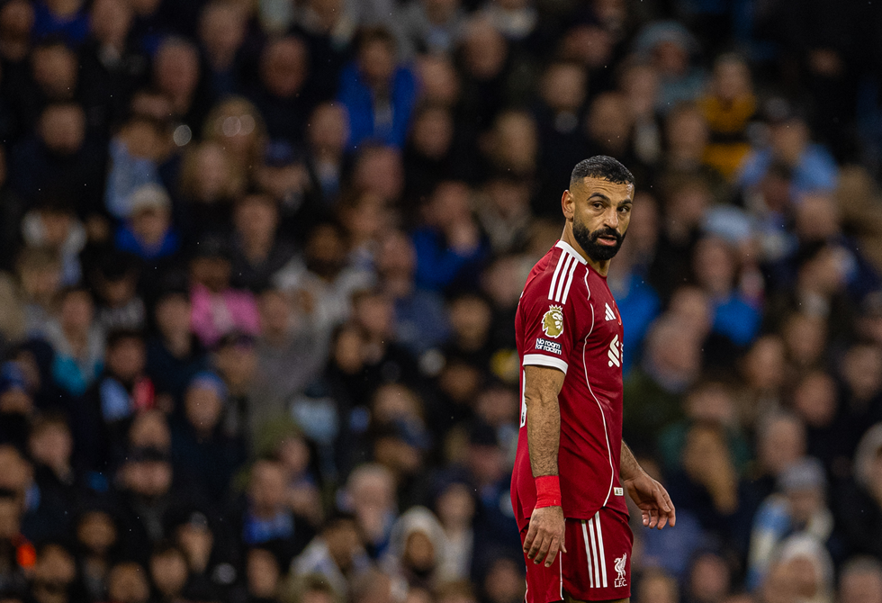خبراء: ليفربول يقترب من اتخاذ القرار الصادم.. وصلاح مستعد للموافقة