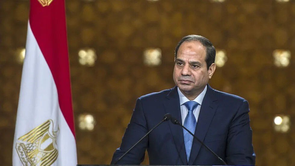 وزير مصري يكشف عن أمر ظل يشغل السيسي على مدار يومين