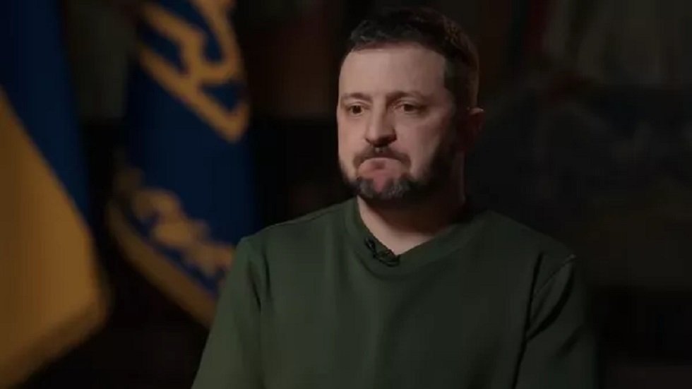 زيلينسكي يستقبل وزير الجيش الأمريكي في كييف لمناقشة خطة التسوية المقترحة للأزمة الأوكرانية