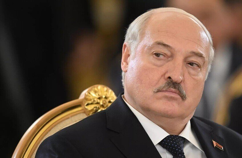 لوكاشينكو يحذّر: منظومة ضبط الأسلحة انهارت.. وأوروبا مطالبة بوقف التصعيد