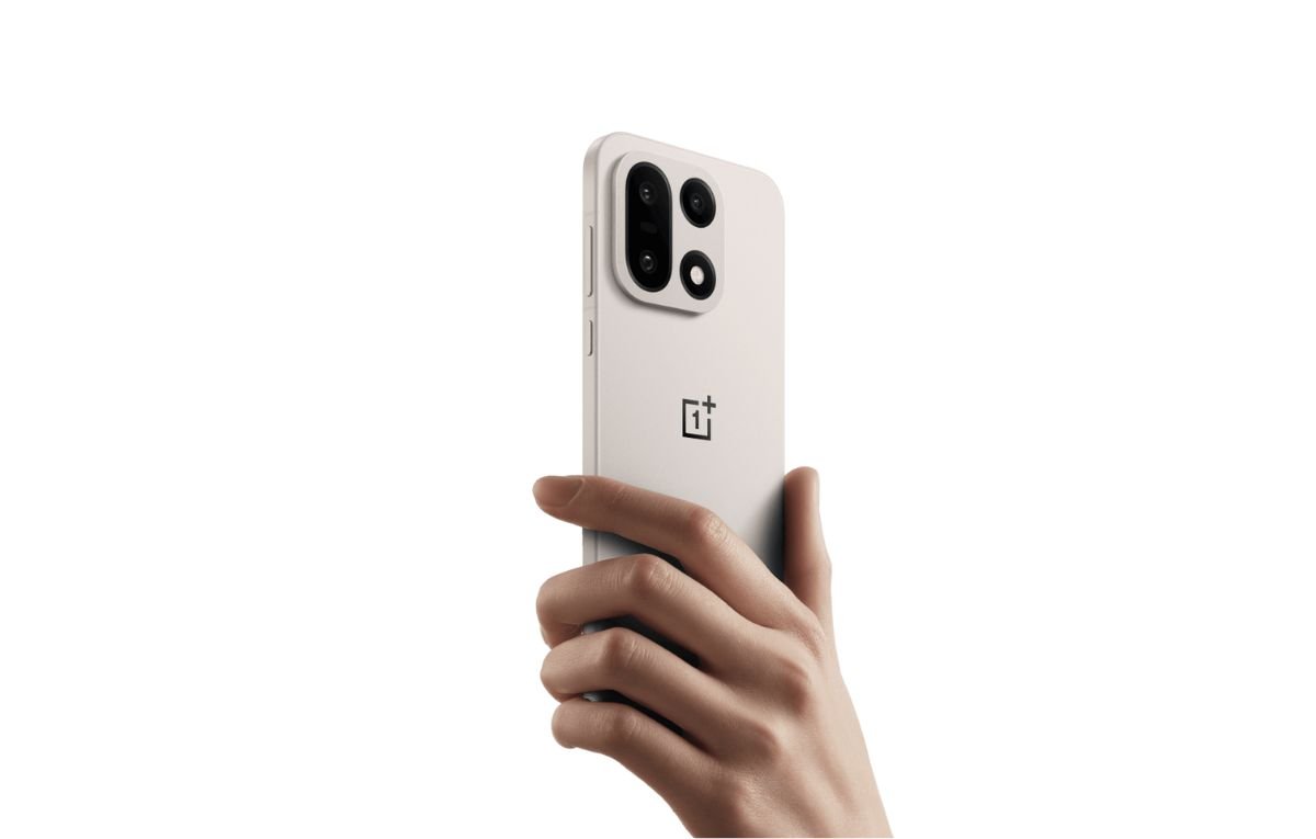 مراجعة شاملة لهاتف OnePlus 15 الجديد