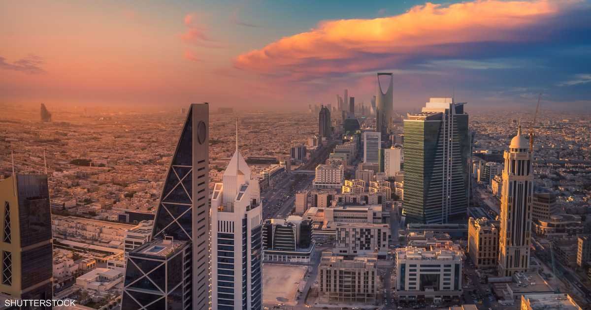 مؤشر مديري المشتريات يكشف نمو القطاع غير النفطي في السعودية خلال نوفمبر