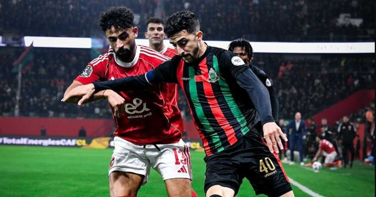 الكاف يفرض عقوبات على الجيش الملكي إثر أحداث مباراة الأهلي