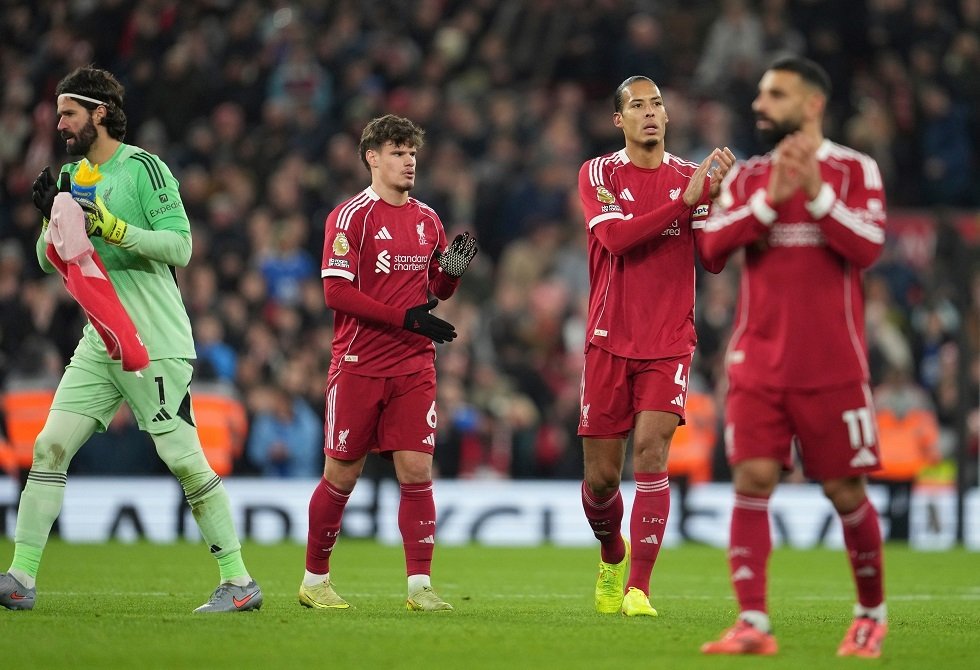 لاعب مغربي يضع ليفربول في موقف محرج رغم مشاركة محمد صلاح (فيديو)