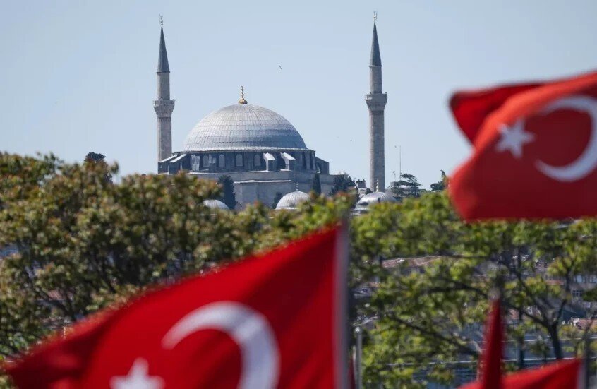 الخارجية التركية تصدر بيانًا حول استهداف سفينة أجنبية تابعة لشركة تركية في ميناء تشورنومورسك