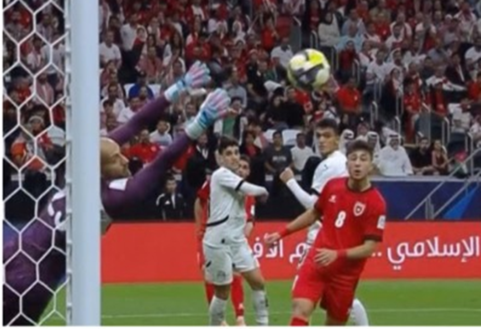 منتخب مصر يستقبل هدفين في الشوط الأول أمام الأردن