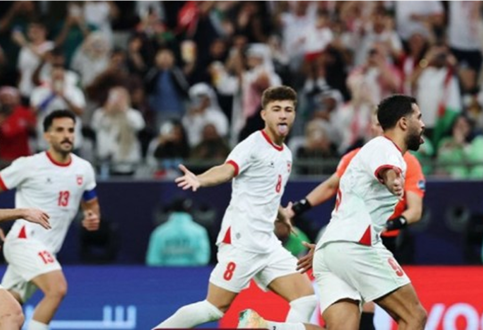 الأردن يُقصي العراق ويواصل مشواره في كأس العرب (فيديو)