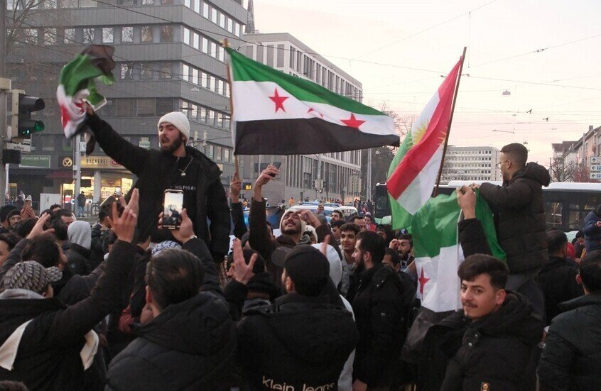 ألمانيا ترحل مواطناً سورياً مداناً جنائياً إلى دمشق