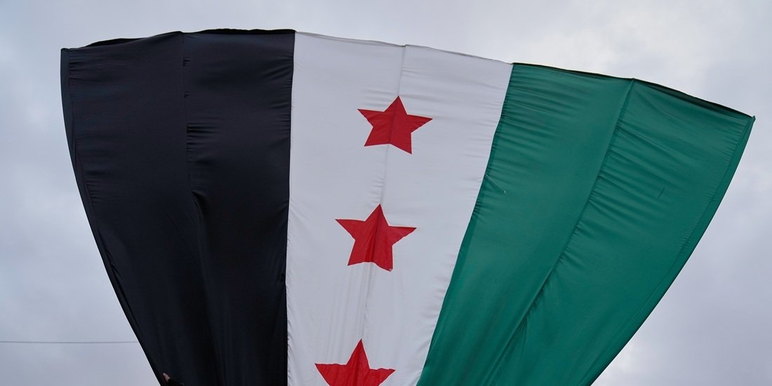 الخارجية السورية تدين هجومًا إرهابيًا بالقرب من تدمر أسفر عن مقتل جنود أمريكيين