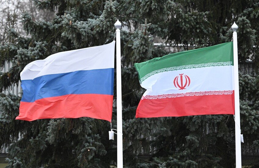 لافروف يؤكد استعداد روسيا لدعم إيران في حل أزمة الملف النووي ويشدد على قانونية التعاون العسكري