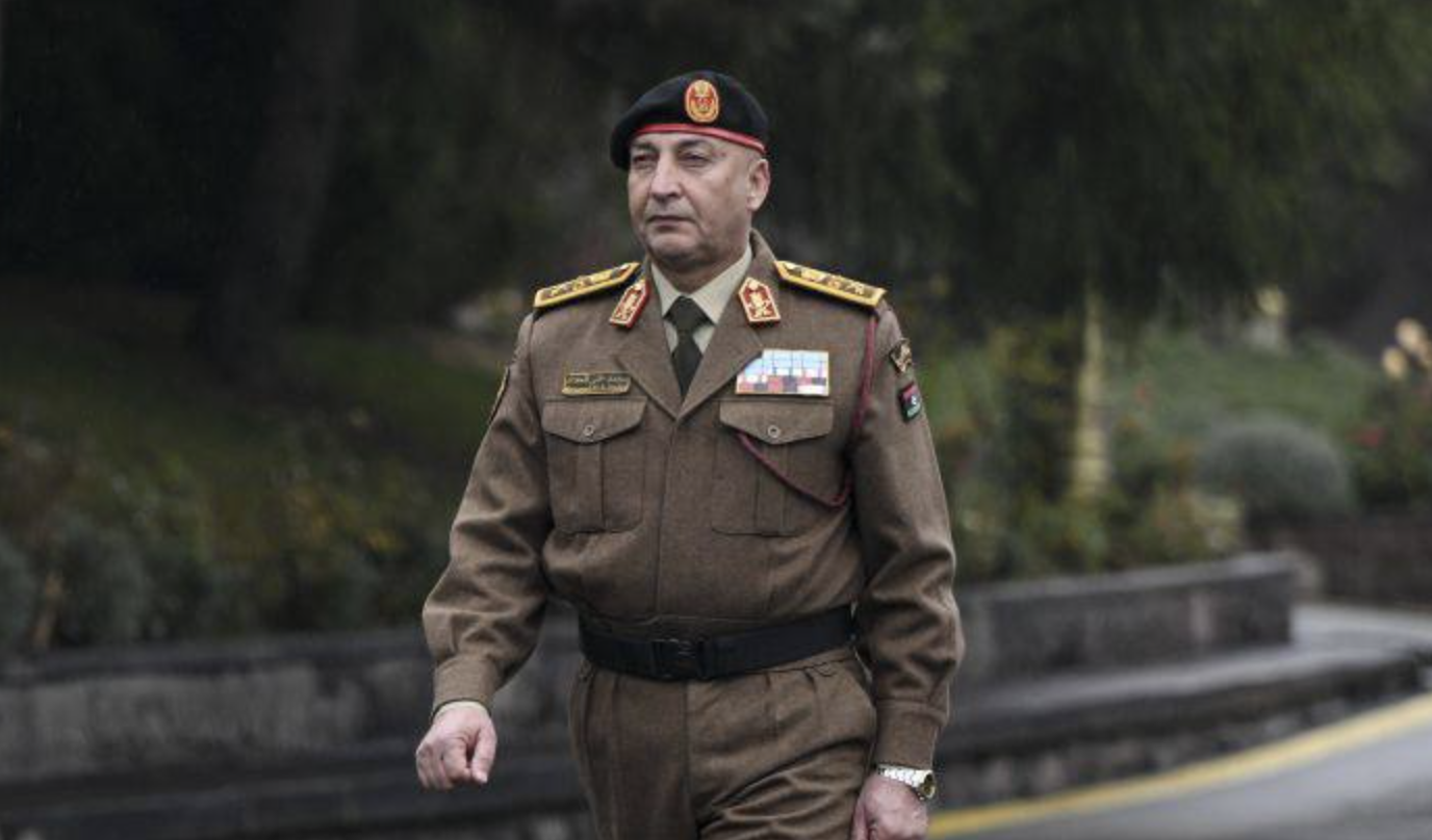 طرابلس تستعد لاستقبال جثمان رئيس الأركان الليبي محمد الحداد قبل نقله إلى مصراتة