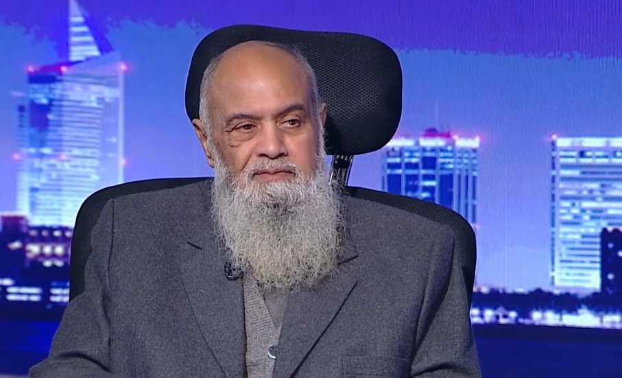 قيادي سابق بـ"جماعة الجهاد" و"القاعدة" يكشف عن طلب خطير وجهه محمد مرسي للظواهري (فيديو)