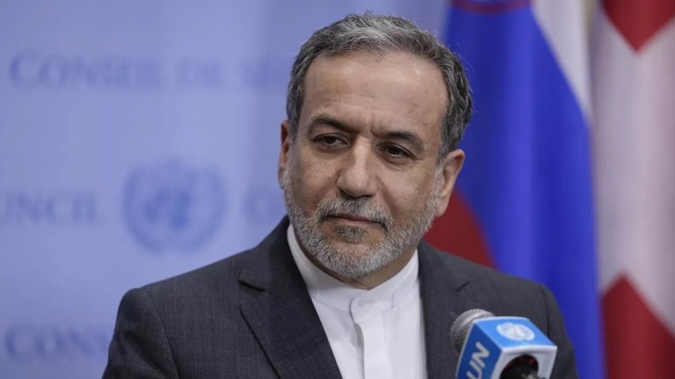 طهران تؤكد استعدادها للتفاوض مع واشنطن رغم التصعيد الأمريكي