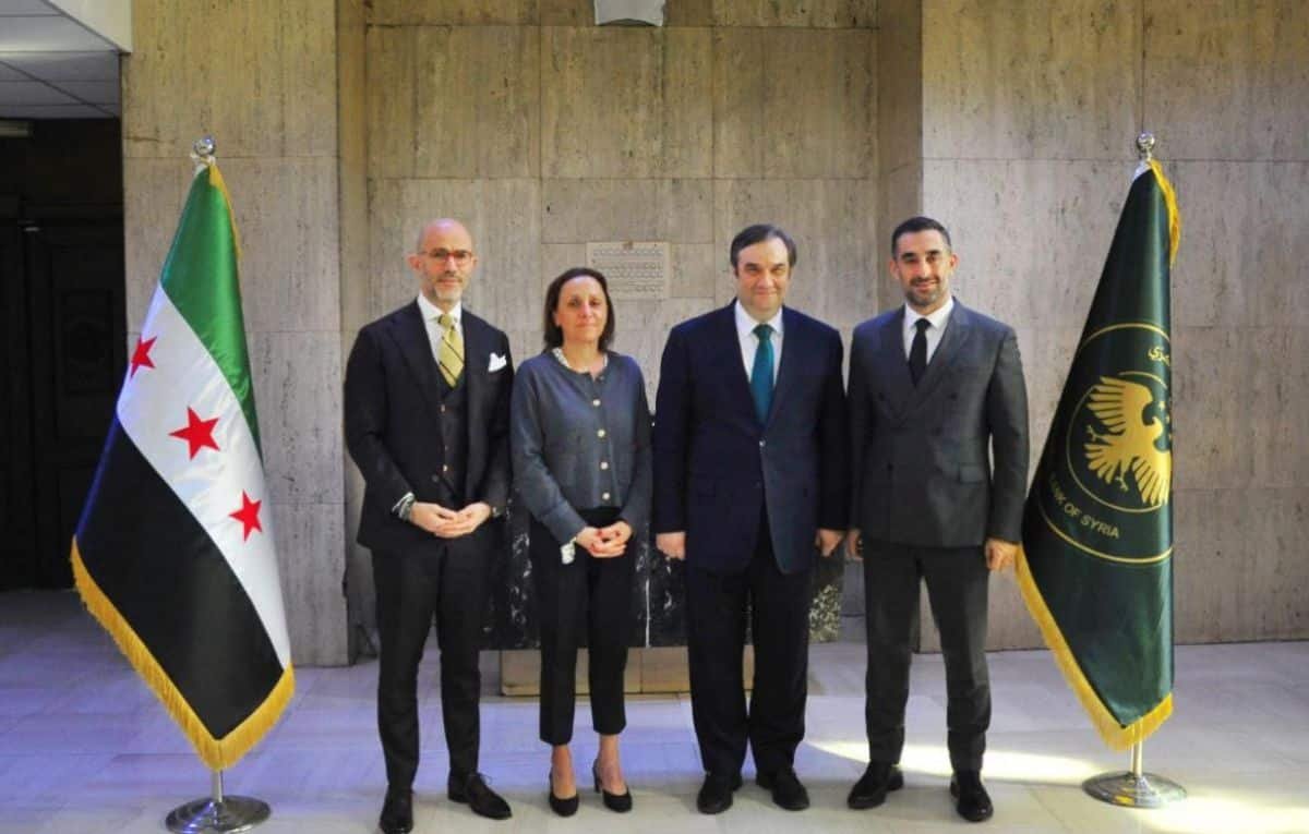 فيزا والبنك المركزي السوري يتفقان على إنشاء منظومة مدفوعات رقمية حديثة