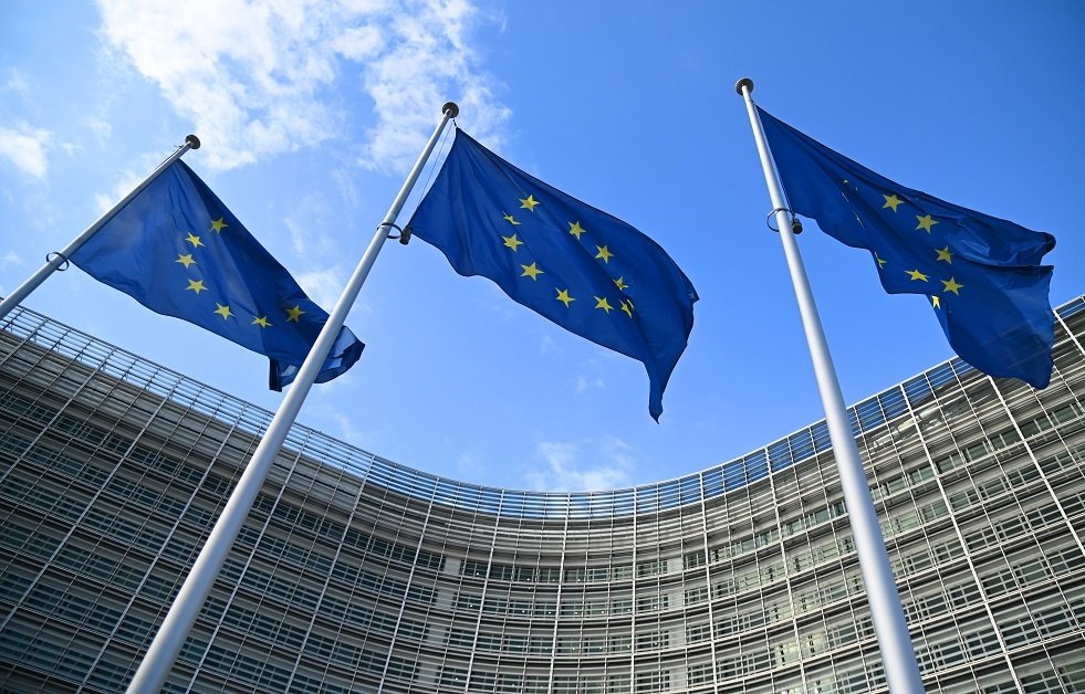 برلماني أوروبي: أوكرانيا قد تخسر المزيد من الأراضي بعد استهداف مقر بوتين