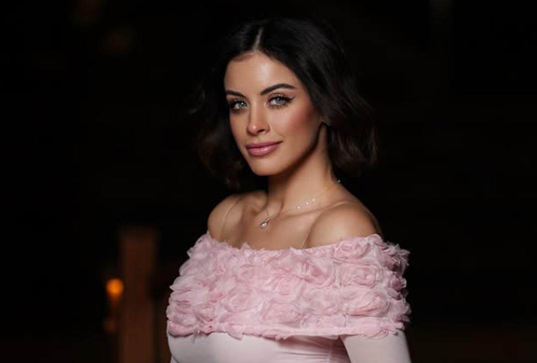 فيديوهات تكشف ابتزاز زهراء بن ميم الإلكتروني وتحذيرها للجمهور