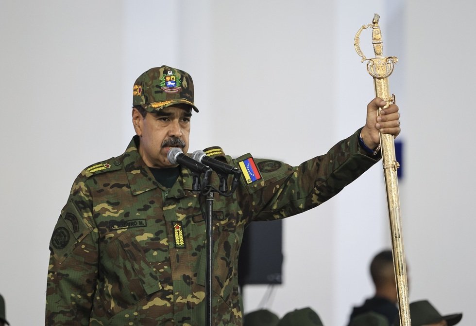 نائبة مادورو تعلن سقوط قتلى في الهجوم الأمريكي